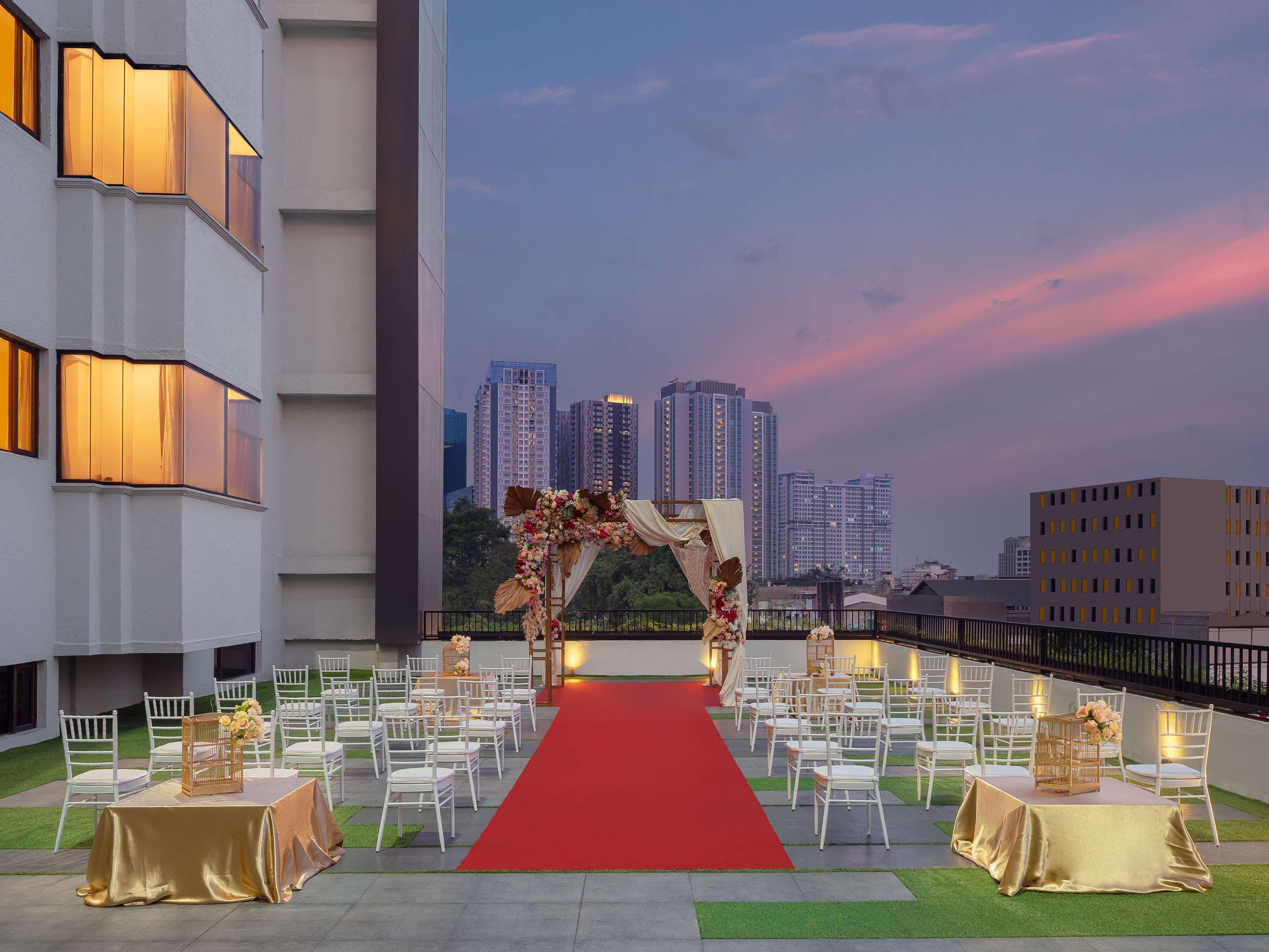 Aiho Hotel เมดาน ภายนอก รูปภาพ