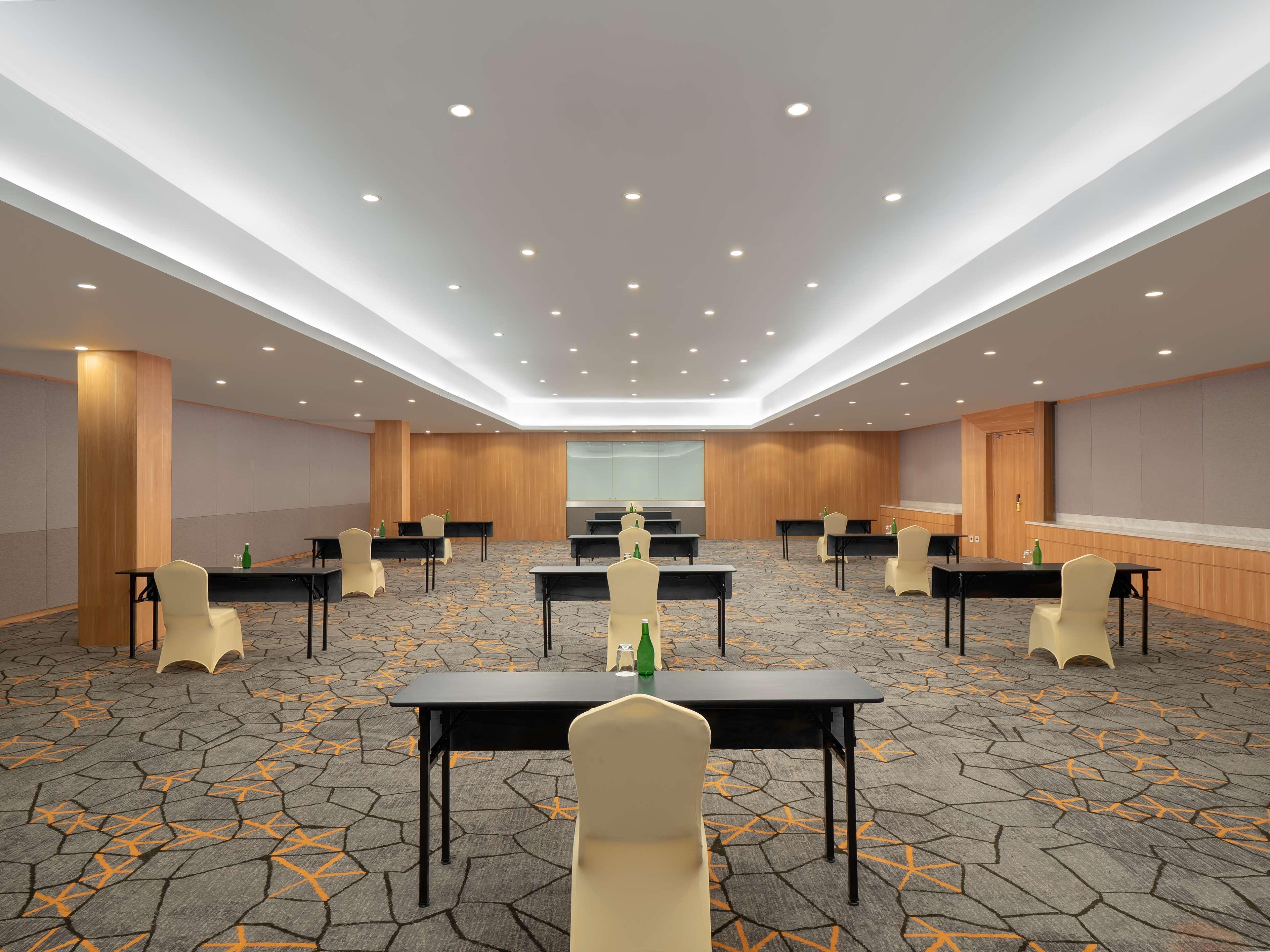 Aiho Hotel เมดาน ภายนอก รูปภาพ
