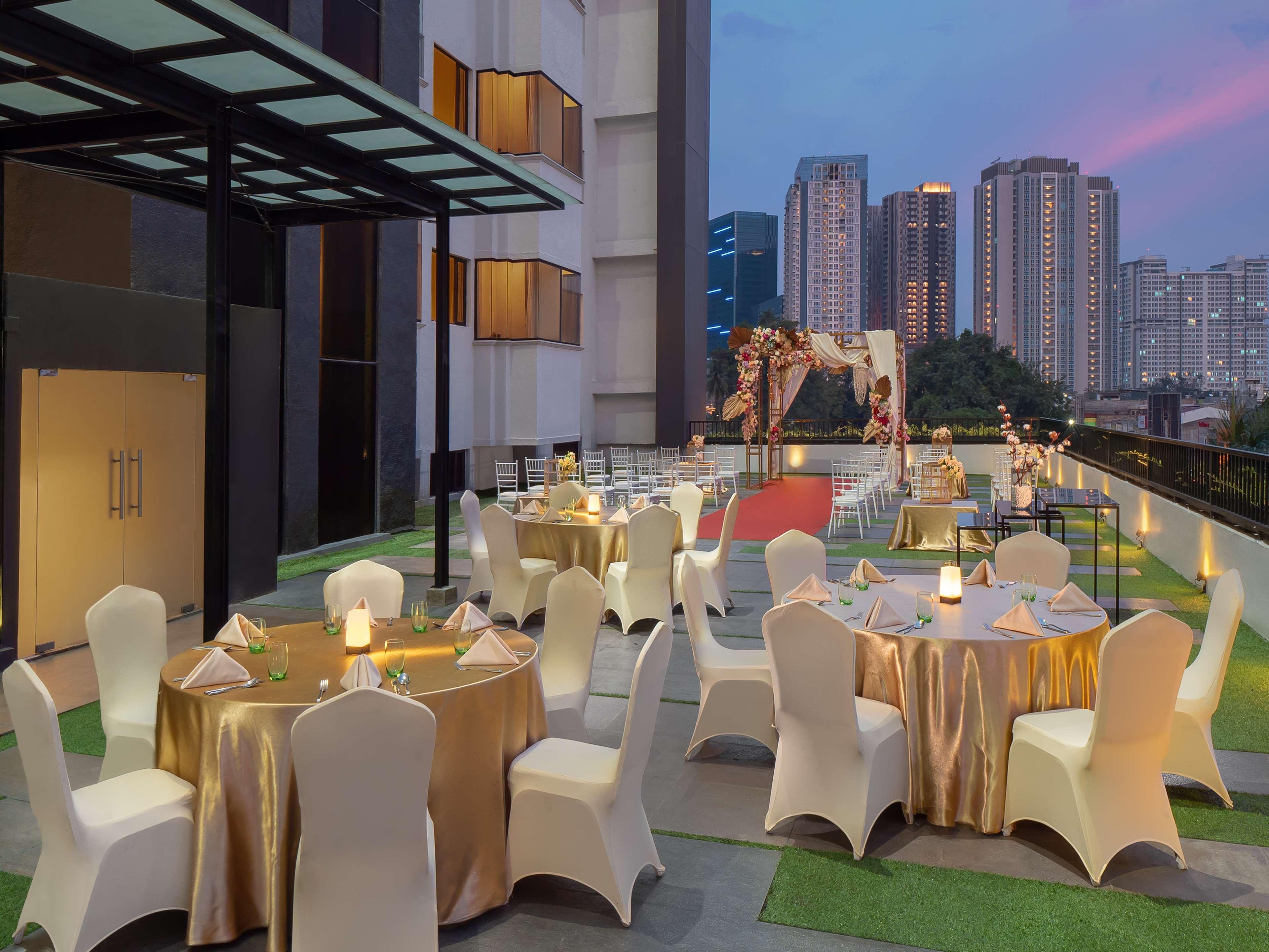 Aiho Hotel เมดาน ภายนอก รูปภาพ