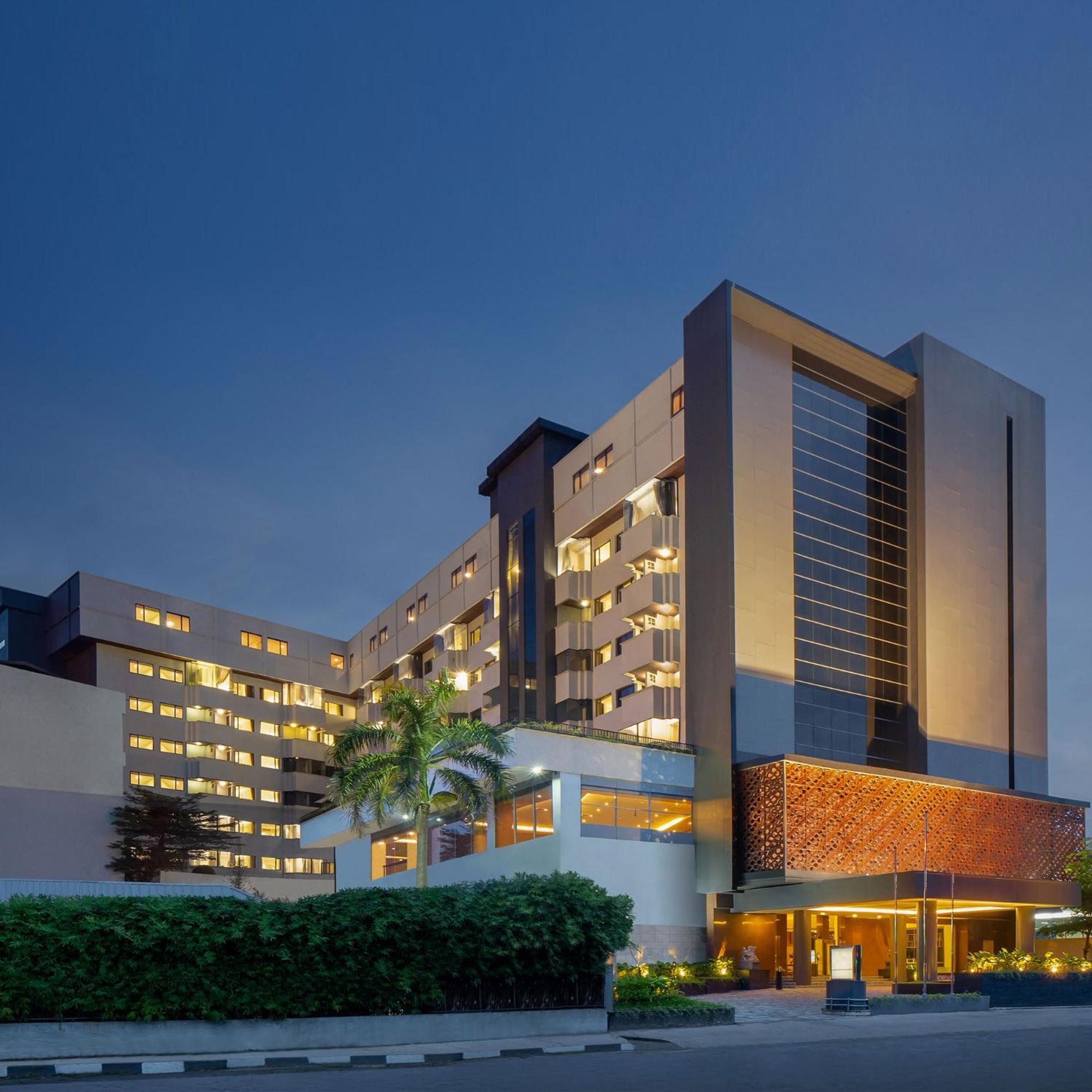 Aiho Hotel เมดาน ภายนอก รูปภาพ